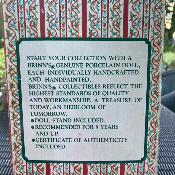 Vintage Brinn's 1990 collectible Santa doll - Picture 6 of 9